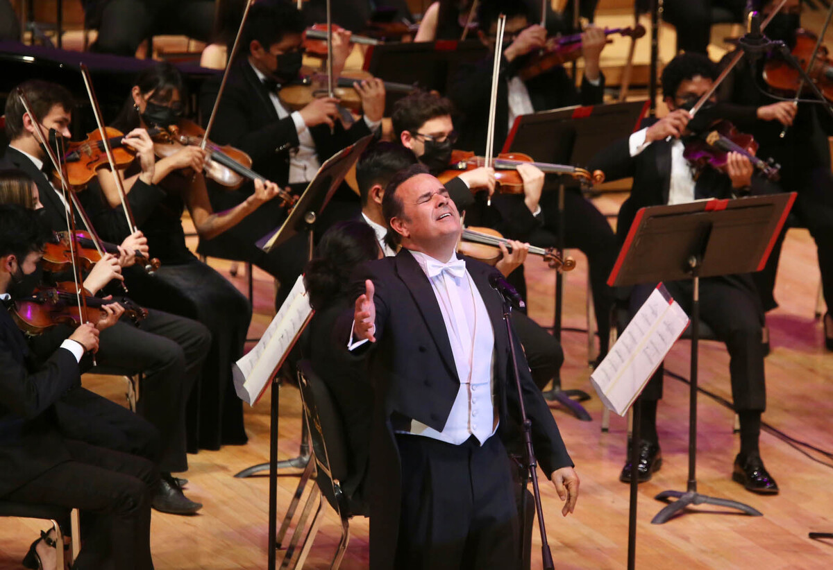 Zabaleta y De la Mora protagonizaron el espectáculo Homenaje a los grandes compositores mexicanos. Ariel Ojeda