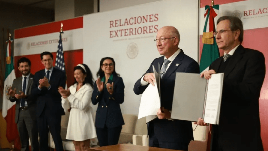 México y EU acuerdan agilizar reunificación de niños migrantes