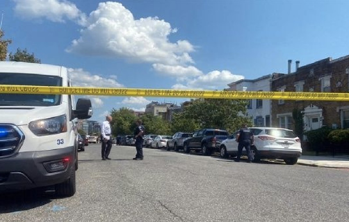 Policía de Luisiana  en el área del tiroteo (EFE)
