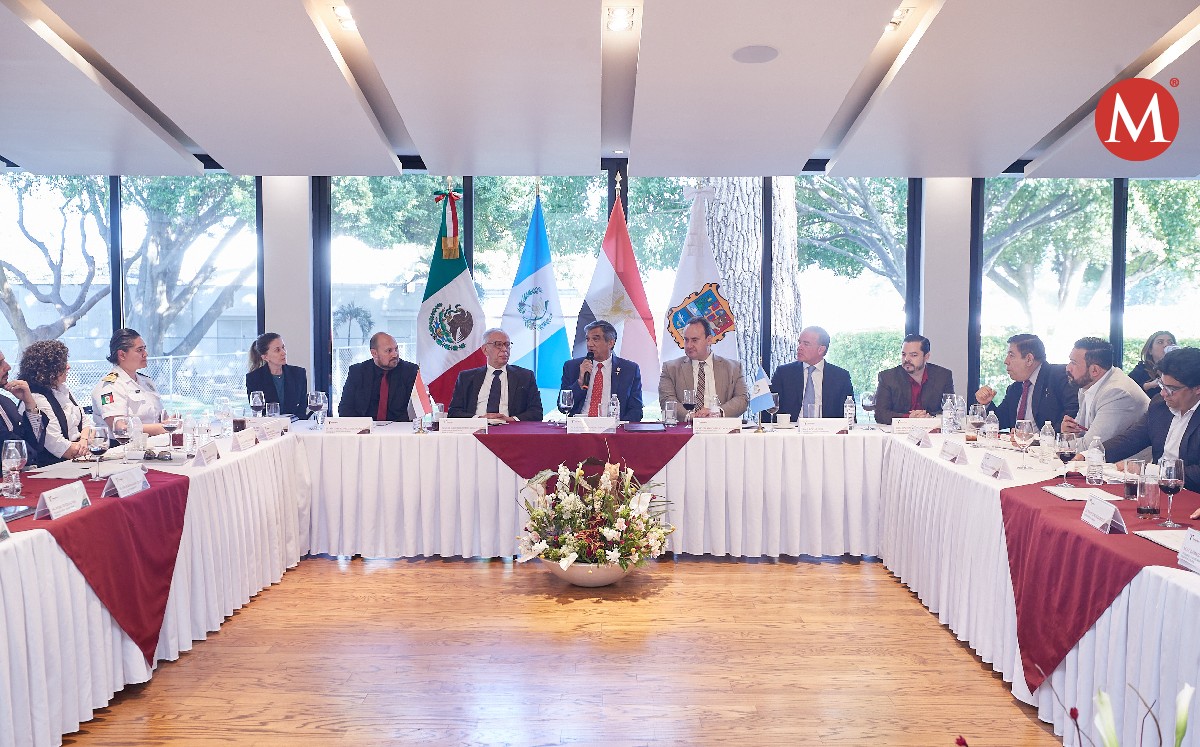 Américo Villarreal se reúne con embajadores de Egipto y Guatemala