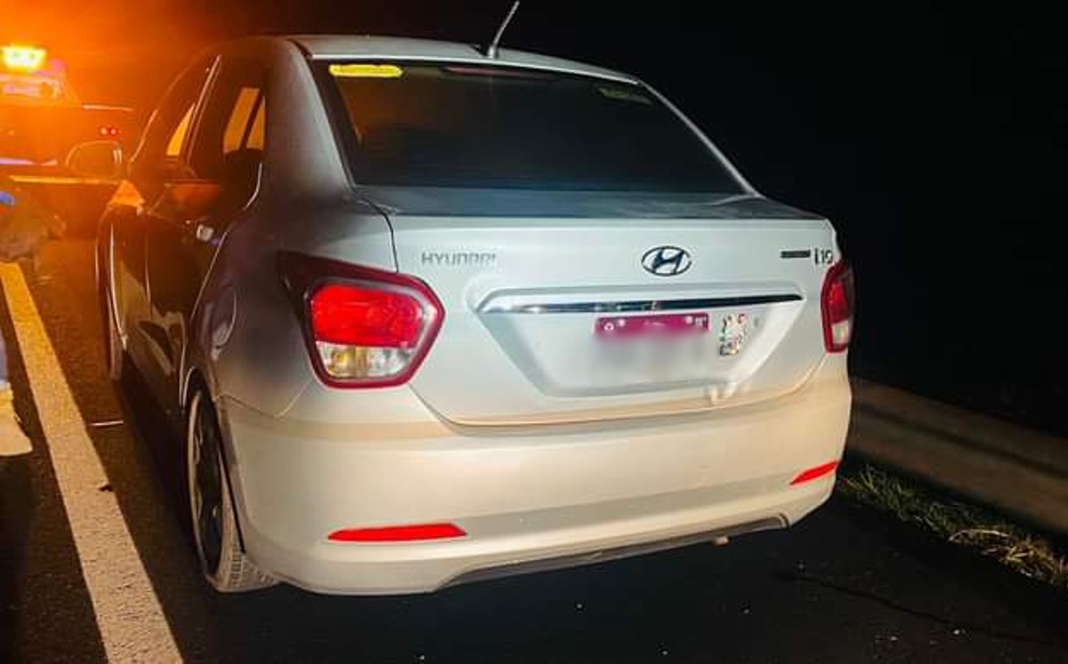 Dos cuerpos fueron localizados durante la madrugada en una autopista de Michoacán. | Especial