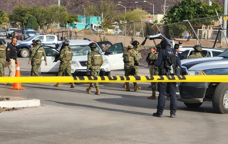Balacera en Guaymas deja dos hombres muertos y dos heridos; policías se acercaron hasta quen terminó