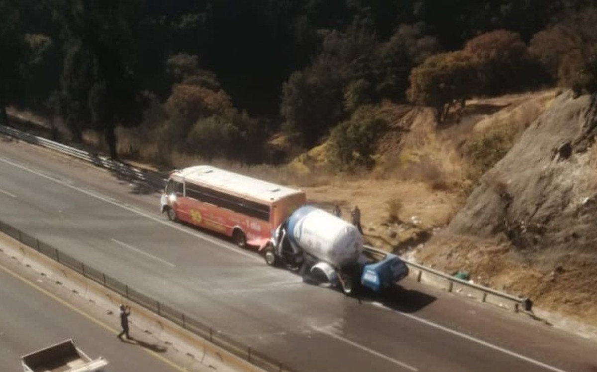 Choque en la Chamapa-Lechería. | ESPECIAL