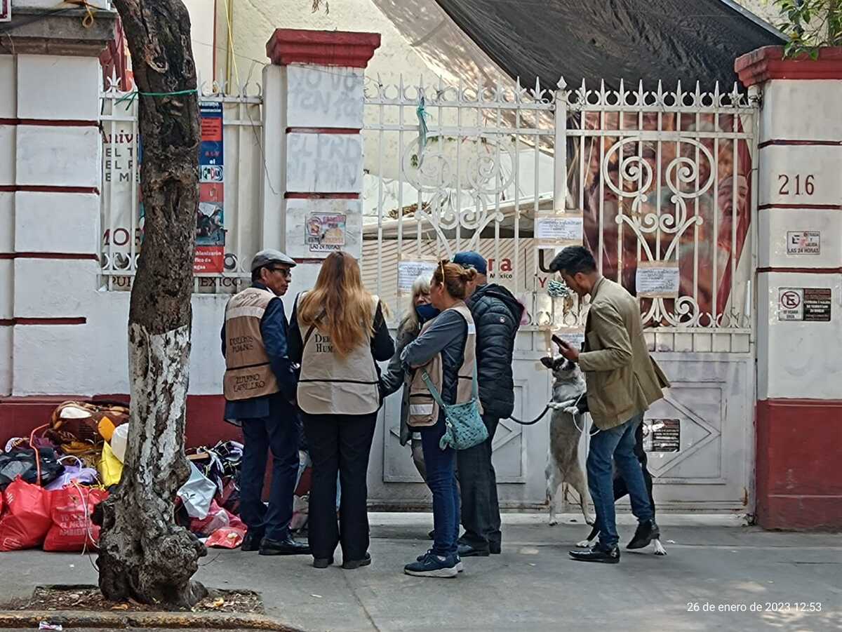 Elementos de la policía capitalina  resguardaron la zona. | César Velázquez