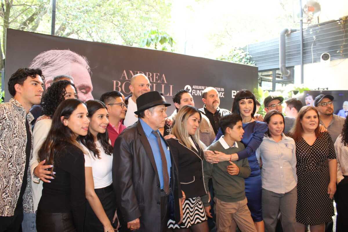 Anuncio de gira y presentación del vino.