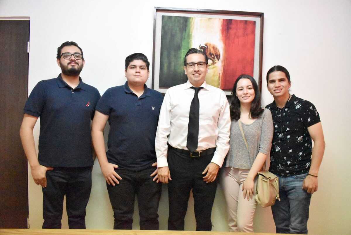El diputado de MC dijo que se encuentra a favor de los jóvenes emprendedores. Foto: Especial