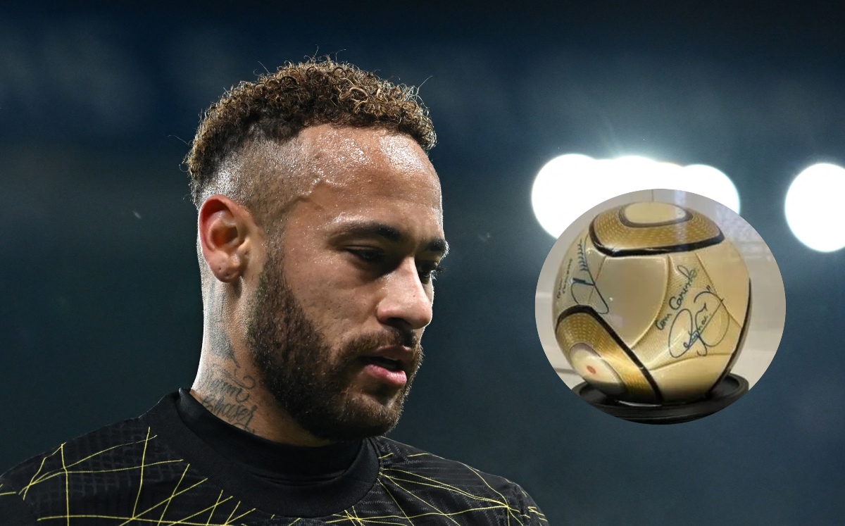Recuperan balón autografiado por Neymar robado en ataque golpista en Brasil (AFP / Twitter @PMESP)