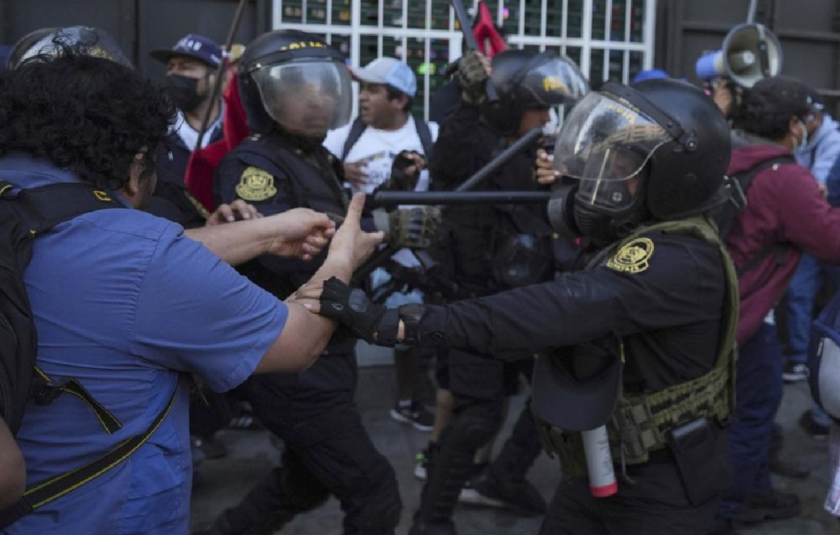Las protestas en Perú han cobrado la vida de más de 50 personas en menos de dos meses (AP)