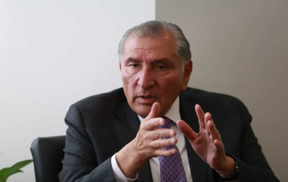 "Corcholatas" de Morena visitan el Senado; Adán Augusto planta a diputados del PVEM