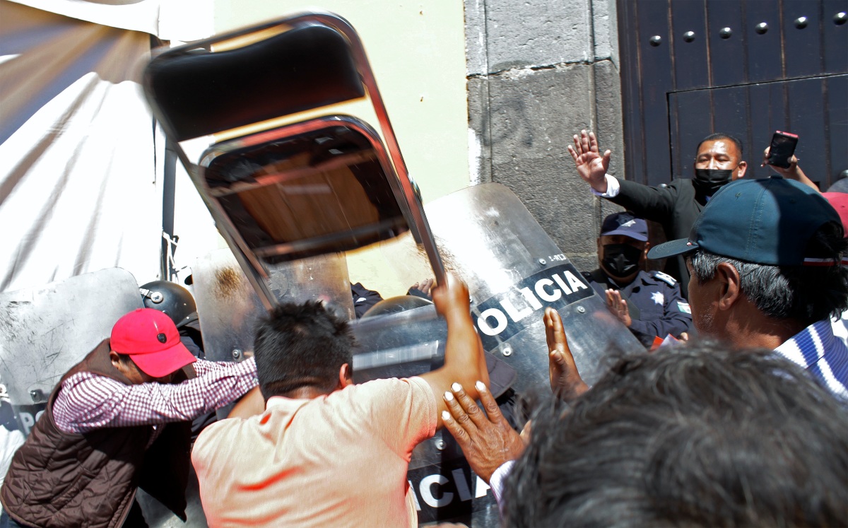 Trifulca en Casa Aguayo | Agencia Enfoque
