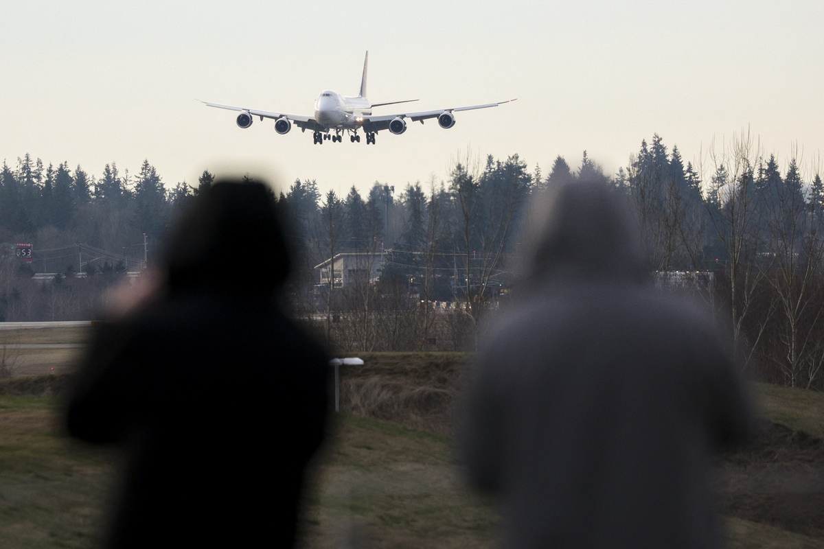 Boeing es una empresa multinacional estadunidense​ que diseña, fabrica y vende aviones, helicópteros, misiles y satélites. (AFP)