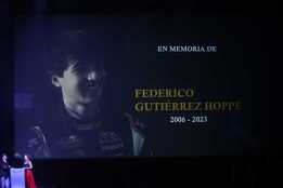 Rinden homenaje a Federico 'Fico' Gutiérrez en los Premios NASCAR México (Juan Carlos Bautista)