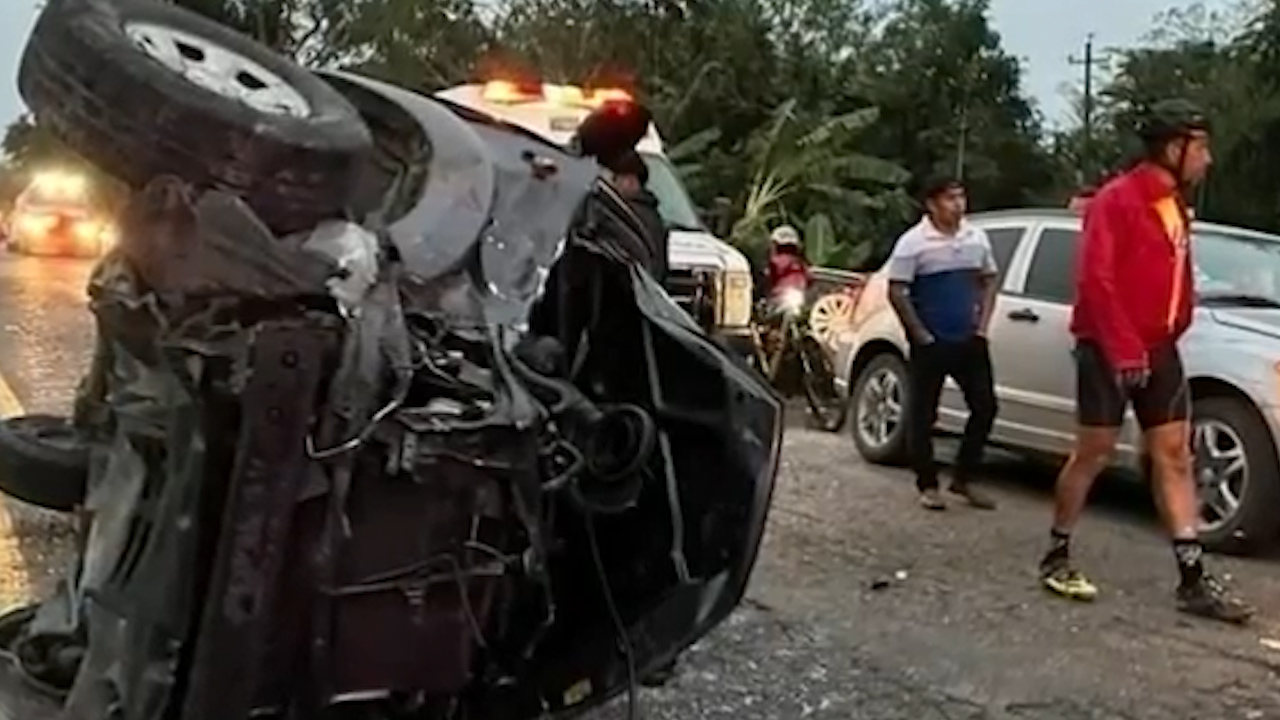 Accidente múltiple deja un muerto y seis heridos en Álamo Temapache, Veracruz