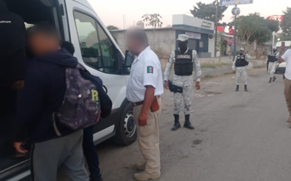 INM rescata a 97 migrantes en Oaxaca; provienen de China, Camerún y Venezuela. | Especial