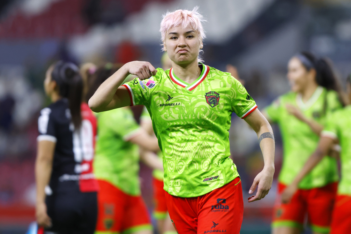 Miah Zuazua anotó el primero de Bravas ante Atlas (Imago 7)