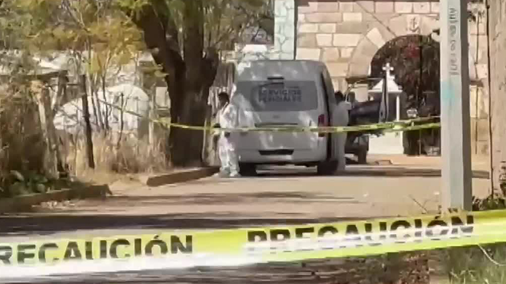 En Oaxaca, abandonan cuerpo frente a panteón municipal