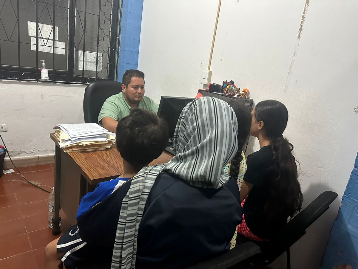 La familia palestina fue valorada por personal de la fiscalía.