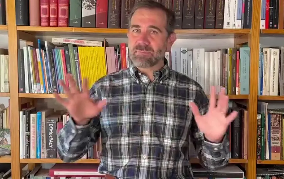 Plan B' electoral transgrede principios constitucionales, insiste Lorenzo Córdova