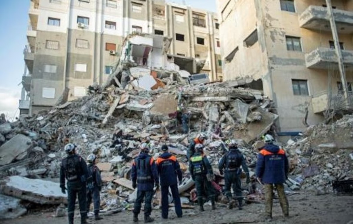 Autoridades reportan más de 7 mil muertos tras terremoto en Turquía (AFP)