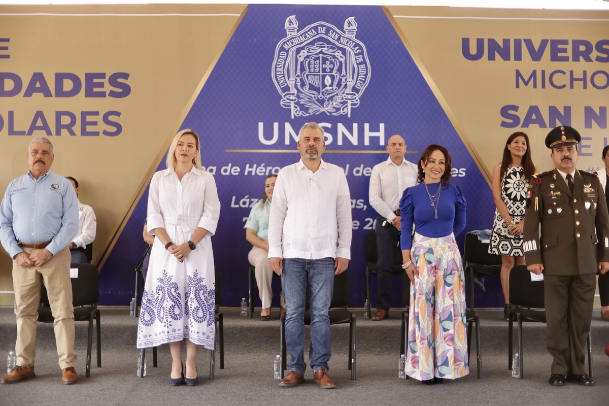 El gobernador de Michoacán dirigió un mensaje en la Universidad Michoacana de San Nicolás de Hidalgo. | Facebook