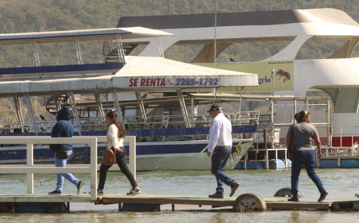 Piden que los ciudadanos de Nuevo León cuiden el agua, pues temen que se acabe | Roberto Alanís