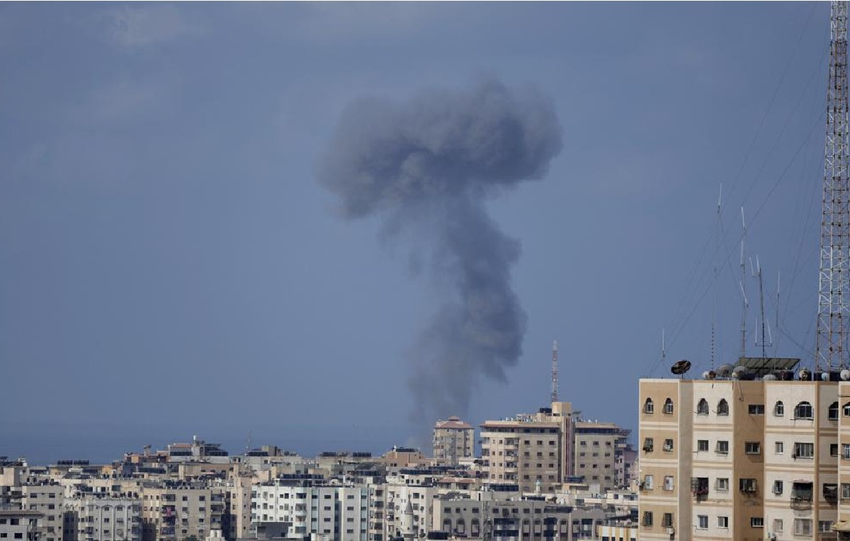 Ciudad de Gaza tras bombardeo de Israel (AP)