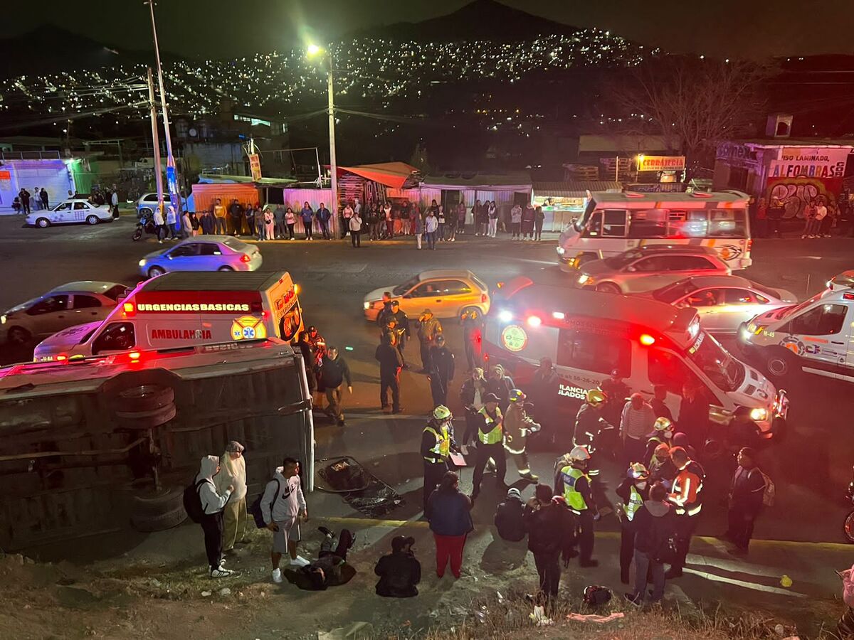 Al lugar llegaron servicios de emergencia y Protección Civil del municipio. (Especial)