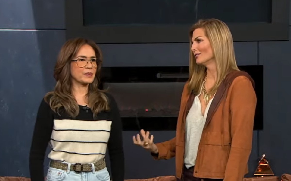 Montserrat Oliver engañaba a Yolanda Andrade cuando le pedía más alcohol (Instagram).