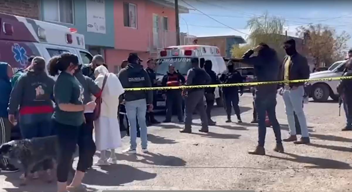 Elementos de seguridad acordonaron el área. (Omar Hernández)