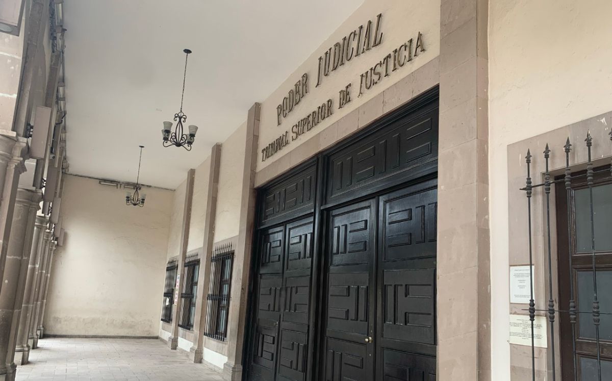 La detención fue por la posible comisión del delito de Uso Indebido de Atribuciones y Facultades. (Especial)