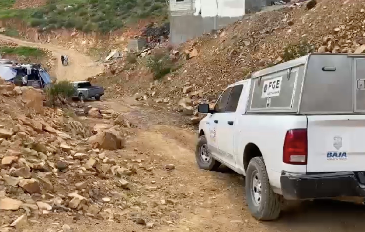 Autoridades en la frontera de Tijuana (Foto: Said Betanzos)
