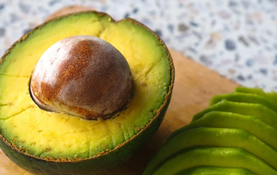 CCE celebra récord de exportación de aguacate para Super Bowl