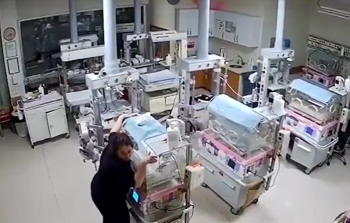 Enfermeras en hospital de Gaziantep (Foto: Twitter/@iyiki_demet)
