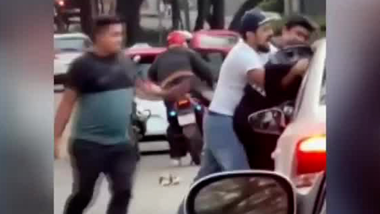 Asaltantes intentan desarmar a policía en Tlalpan