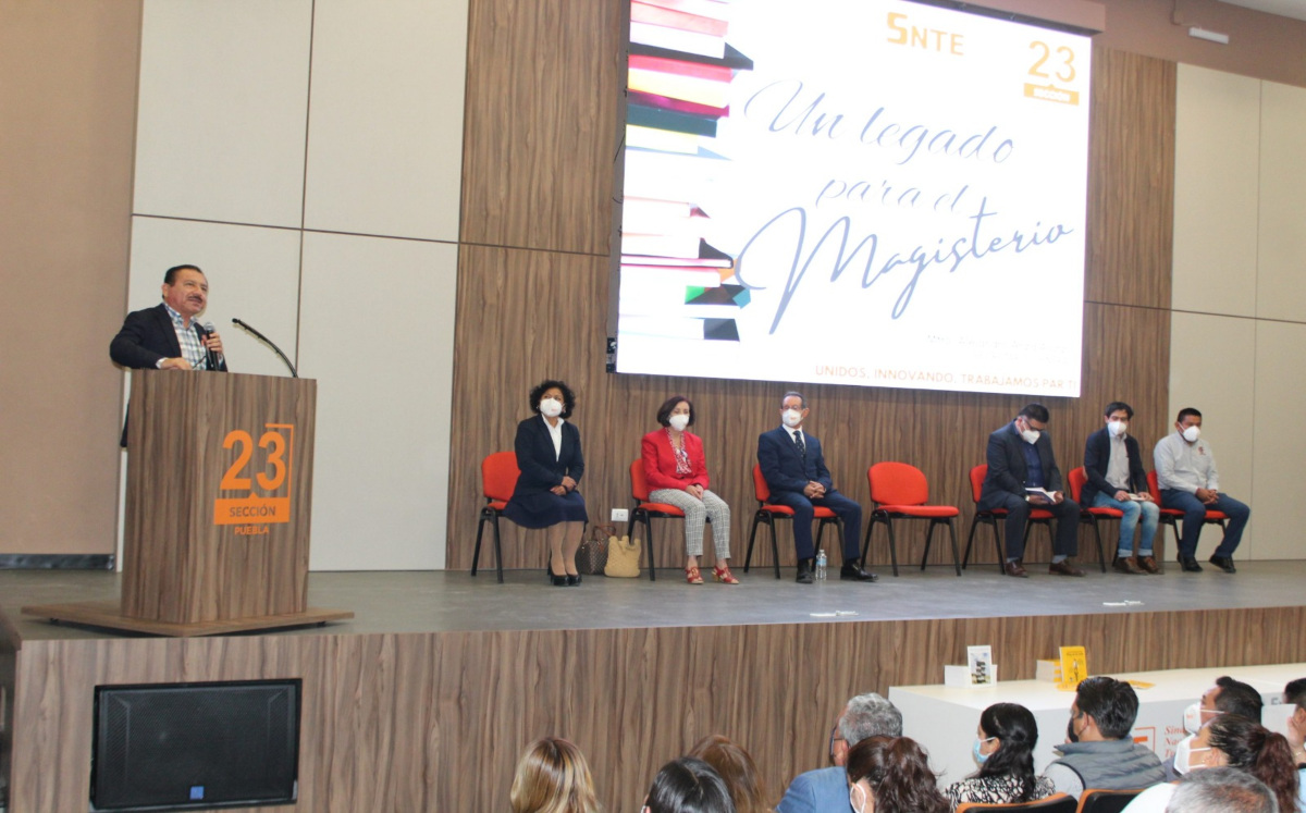 Aspiran 13 docentes a dirigir las secciones 23 y 51 del SNTE en Puebla | Jaime Zambrano