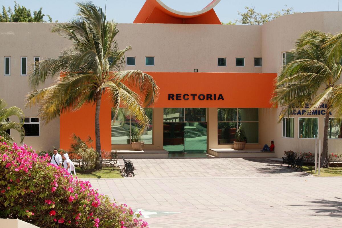 Centro Universitario de la Costa. (Especial)