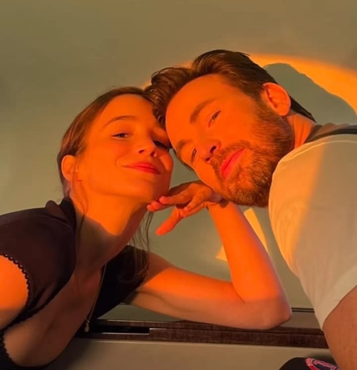 Chris Evans y Alba Baptista/ Instagram @chrisevans