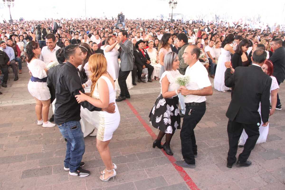 Un total de mil 675 parejas fueron las que se casaron dentro del programa Matrimonios Colectivos | Leonel Rocha