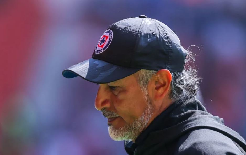 Raúl 'Potro' Gutiérrez deja de ser el director técnico de Cruz Azul