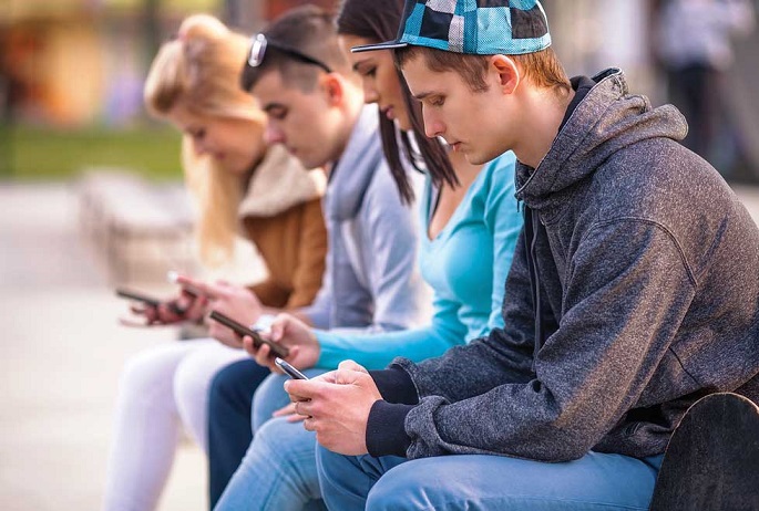 Los centennials esperan que las experiencias digitales y las del mundo real estén entrelazadas.
