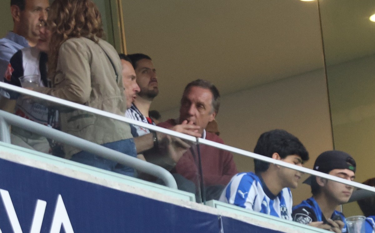 Rodrigo Ares de Parga visita el Gigante de Acero (Jorge López)