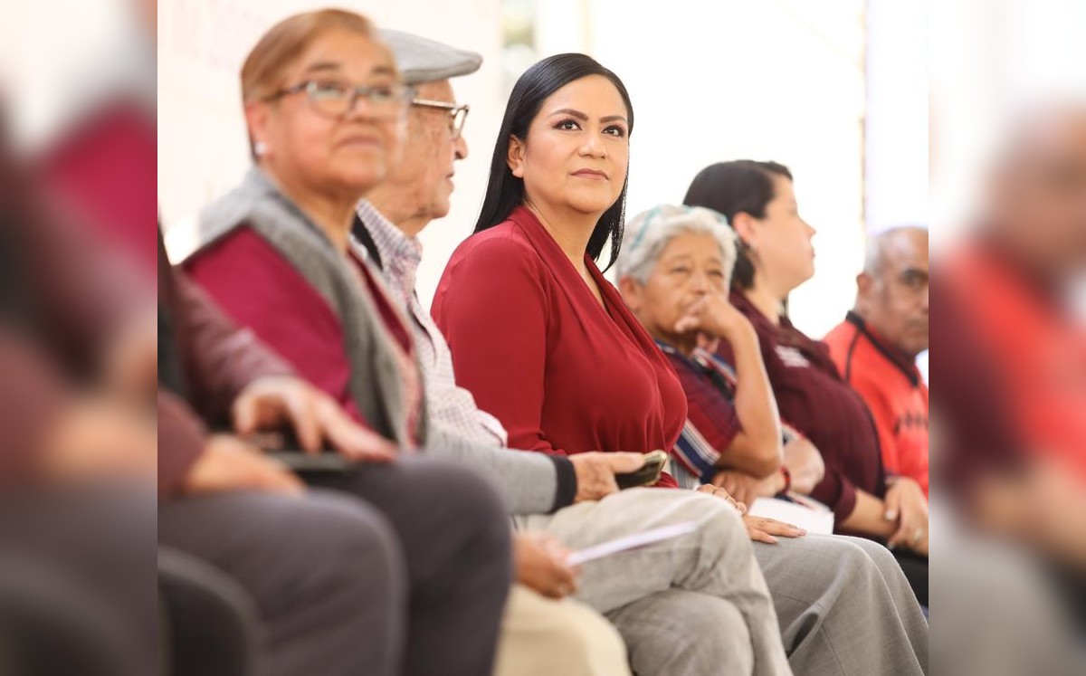 En Ciudad de México, personas adultas mayores de Miguel Hidalgo reciben Tarjeta para el Bienestar. | Especial