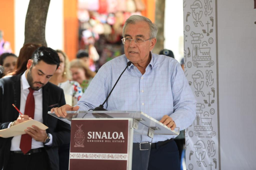 Gobernador Rocha en la entrega de obras públicas