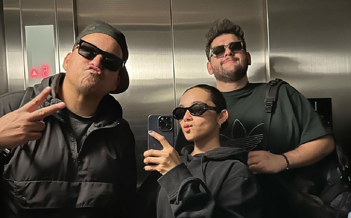 Matisse se ofrece a cantar en boda de fans | Especial