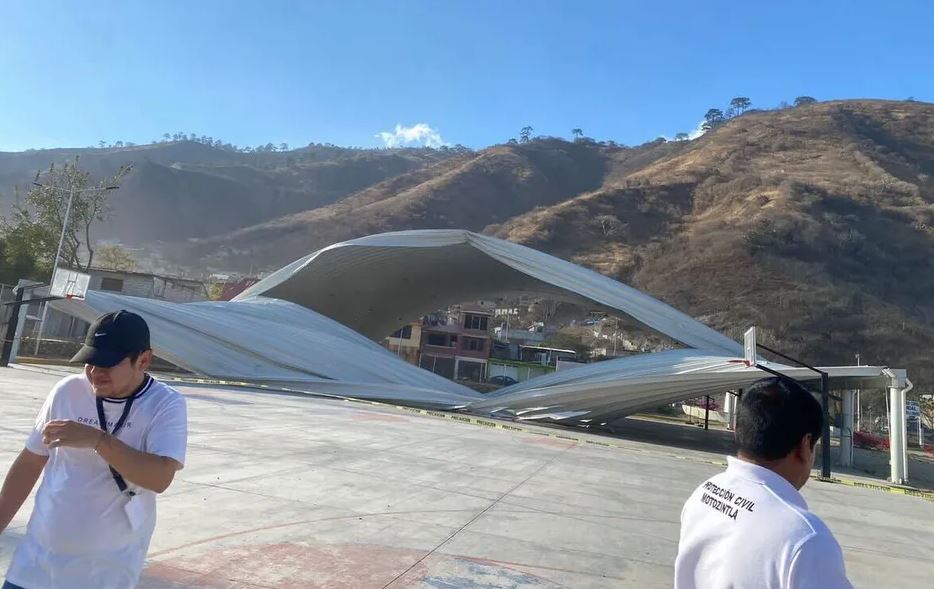 En Chiapas, al menos 11 lesionados dejó el colapso de un domo