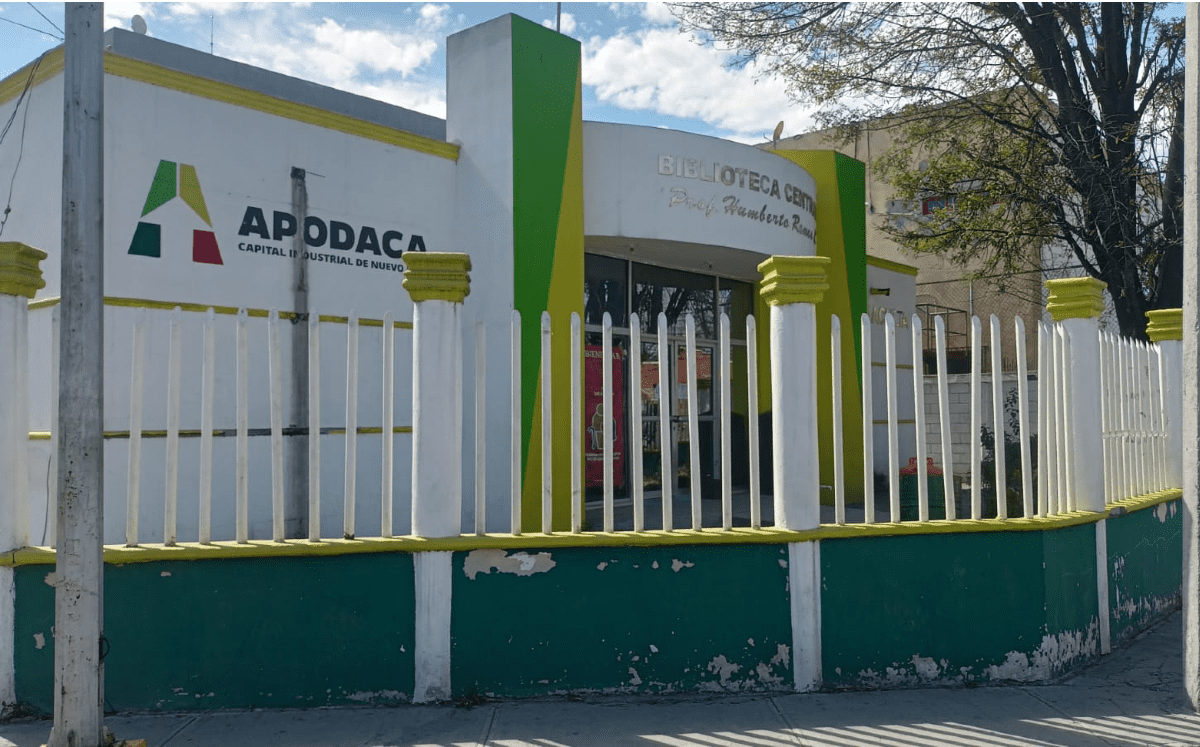 Durante el sábado las oficinas de Apodaca y de San Nicolás fueron las que dieron servicio.