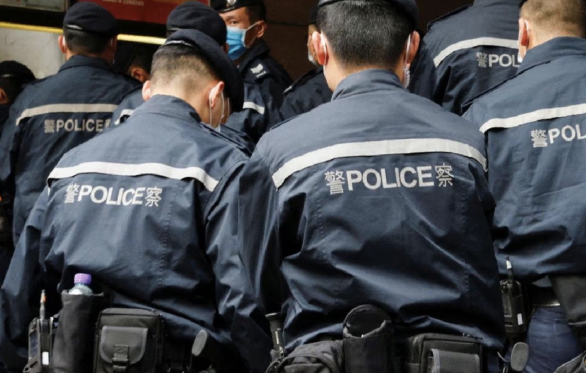 Oficiales de policía en Hong Kong (Reuters)