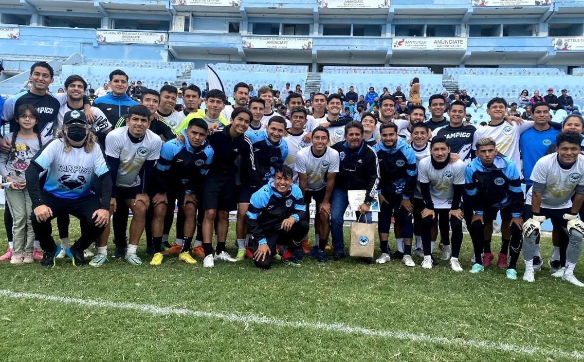 El Tampico-Madero sostuvo un entrenamiento a puerta abierta en el Estadio Tamaulipas.