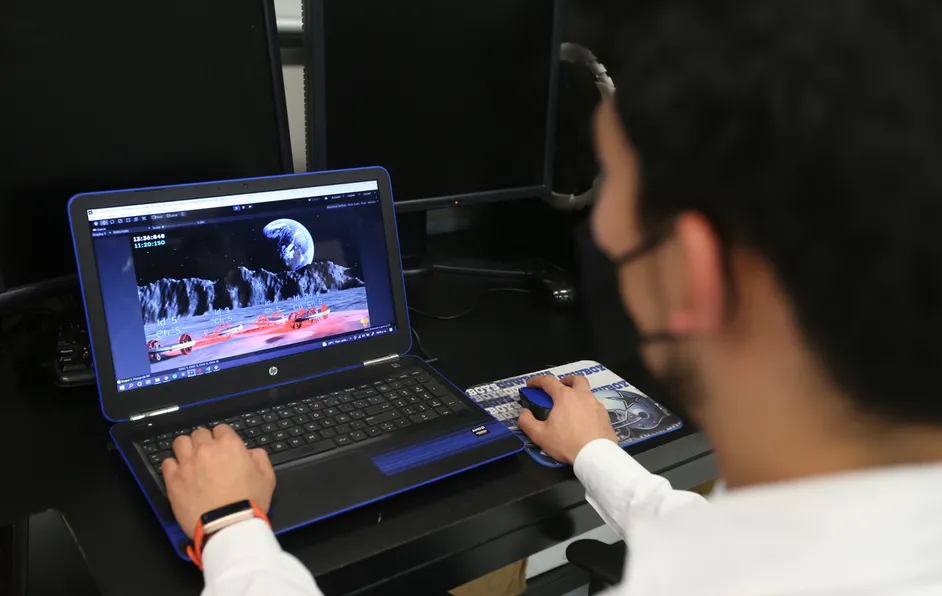 Universidad de Oaxaca crea prototipo de robot para atención de desastres y emergencias sanitarias
