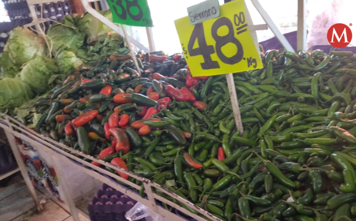 Venta de chile serrano en Ciudad Madero. (Pablo Reyes)